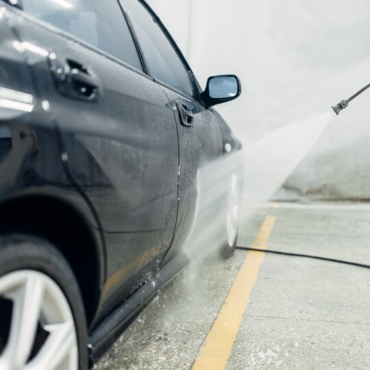 Carwash service, high pressure washing